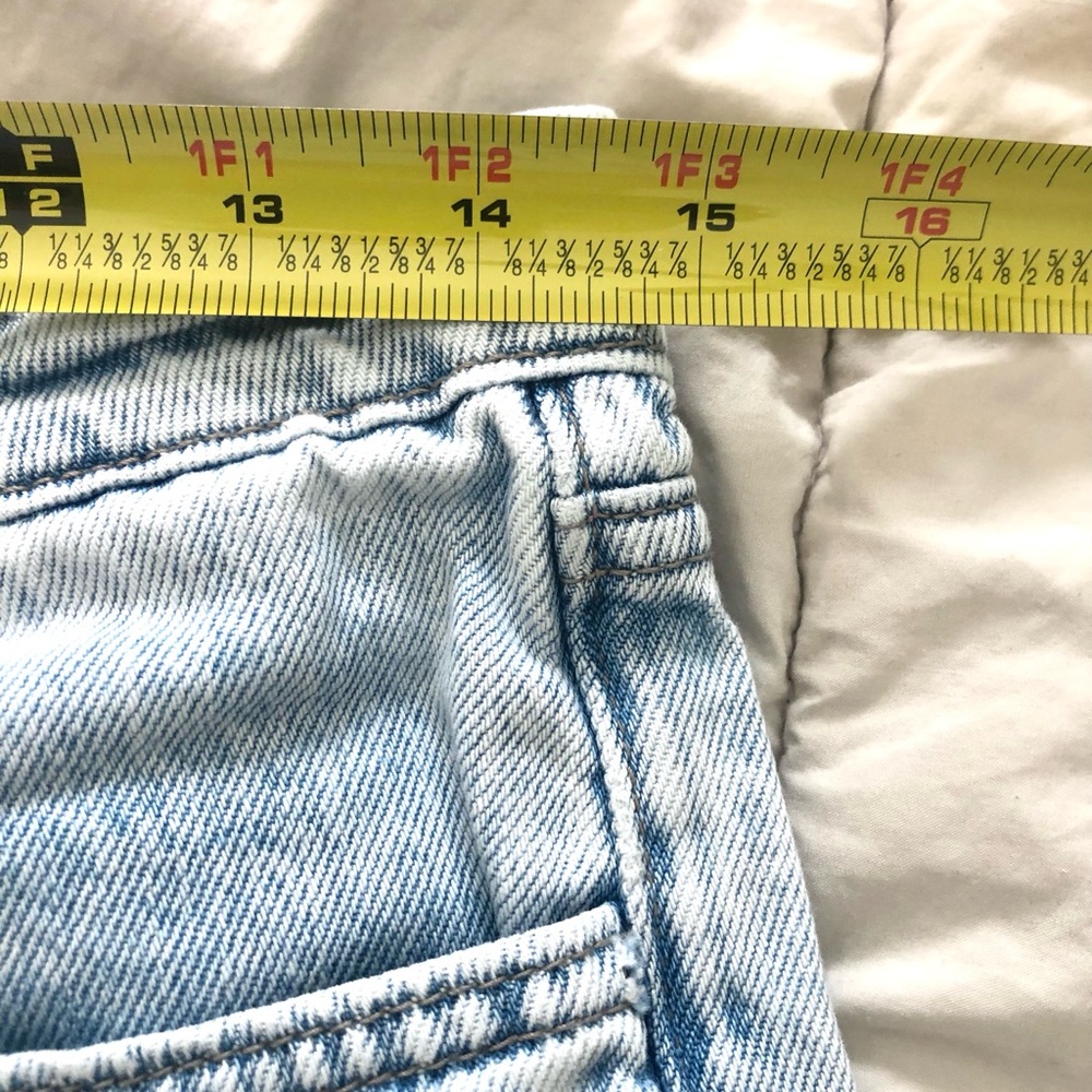 Zenana Outfitters Light Wash Wide Leg Jeans - Picture 5 of 9